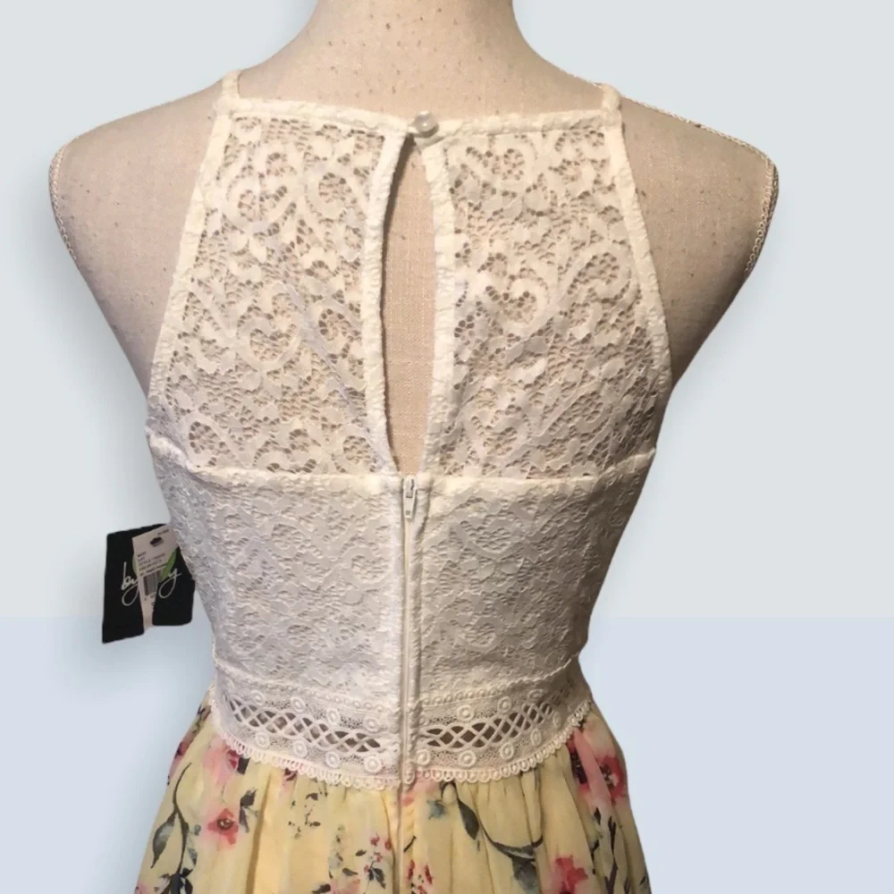 By & By fitted crochet bodice, print skirt. Sz 13